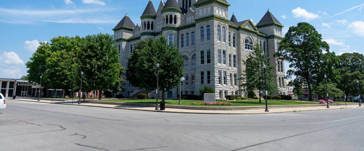 Low angle view of the Jasper Country Carthage courthouse in Missouri on a sunny day