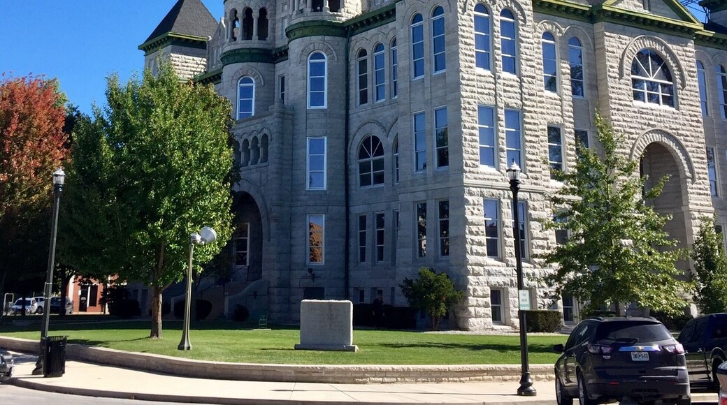 Dating to 1887 this is the County Courthouse located in the town square of Carthage.