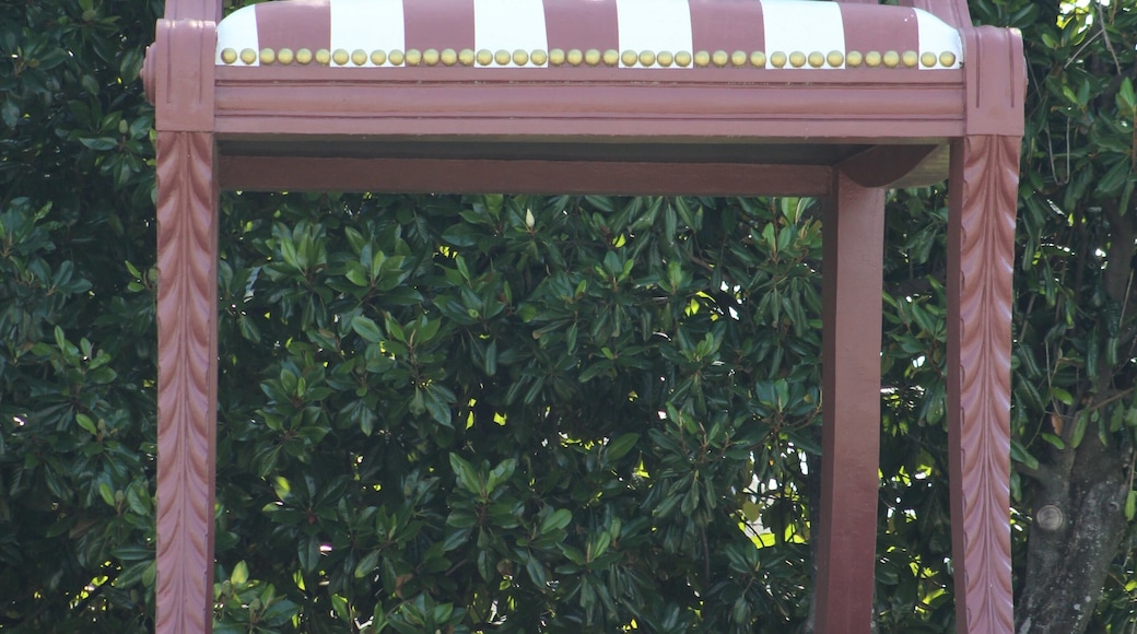 The Big Chair in Thomasville, NC