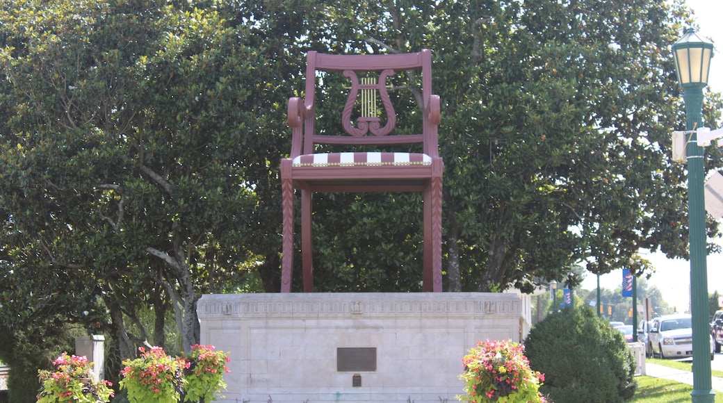 The Big Chair in Thomasville, NC