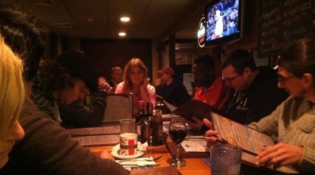 Ok ! Now this moves into the top 5 favorite places to eat at in falmouth !!
Great food good times!