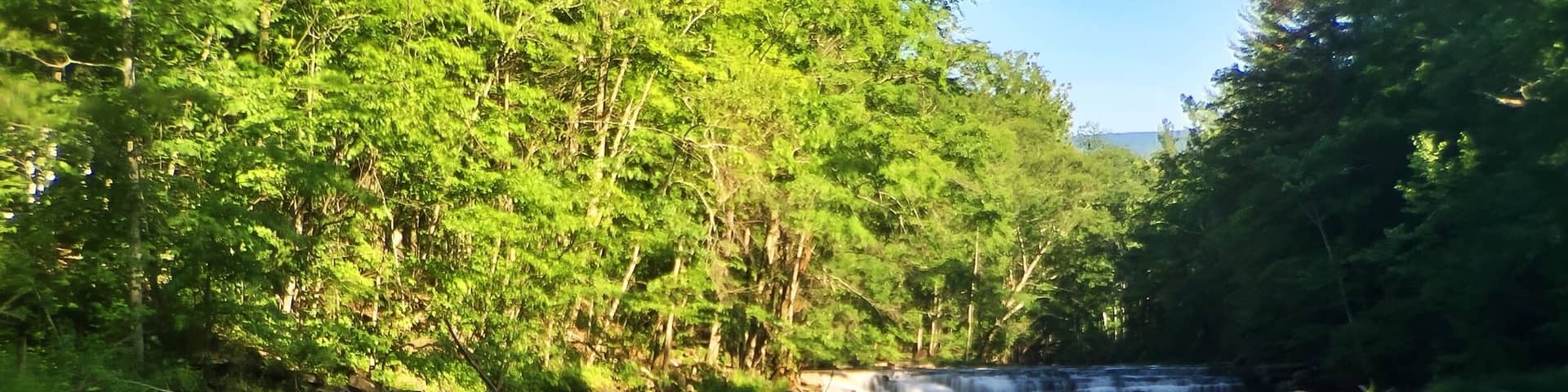 Just a bit after #goldenhour, but the landscape blocked the sun and gave me great light conditions still. Found this spot just off the road crossing over the creek in upstate NY.