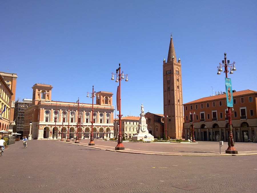 Piazza Saffi 01 Agosto 2010