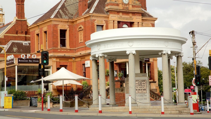 Kew which includes heritage elements