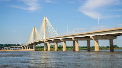 Clark Btridge over Mississippi River