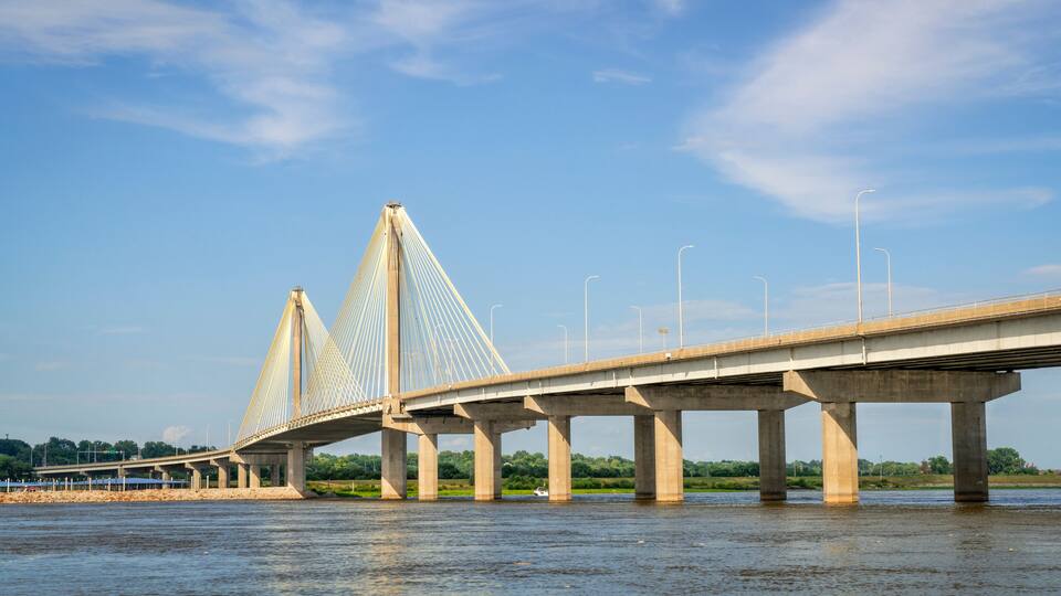 Clark Btridge over Mississippi River