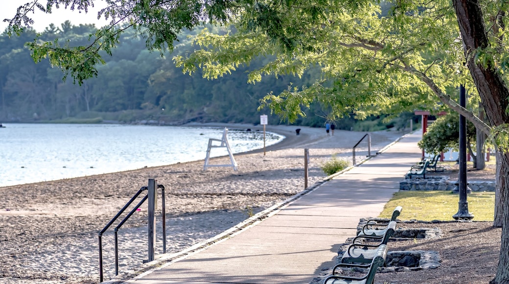 scenes around town of east greenwich rhode island and greenwich bay