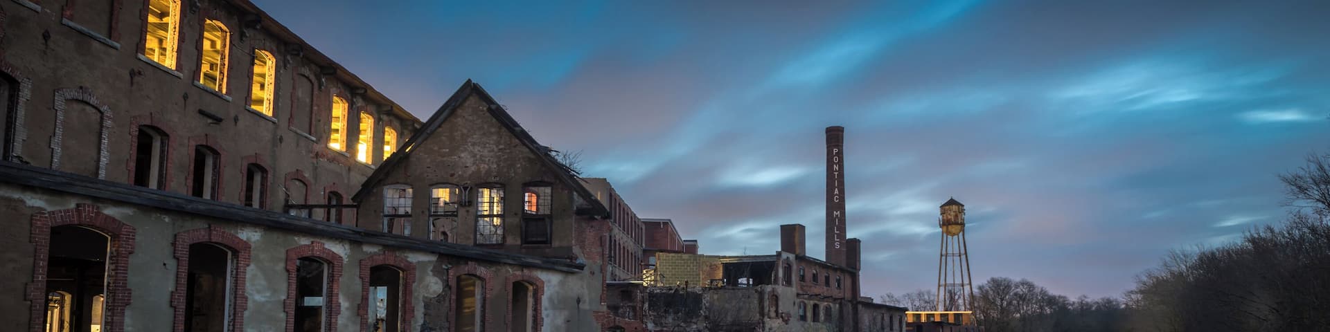 The Pontiac Mills in Warwick, Rhode Island produced the original Fruit of the Loom brand of cloth and uniforms for Union soldiers during the American Civil War.