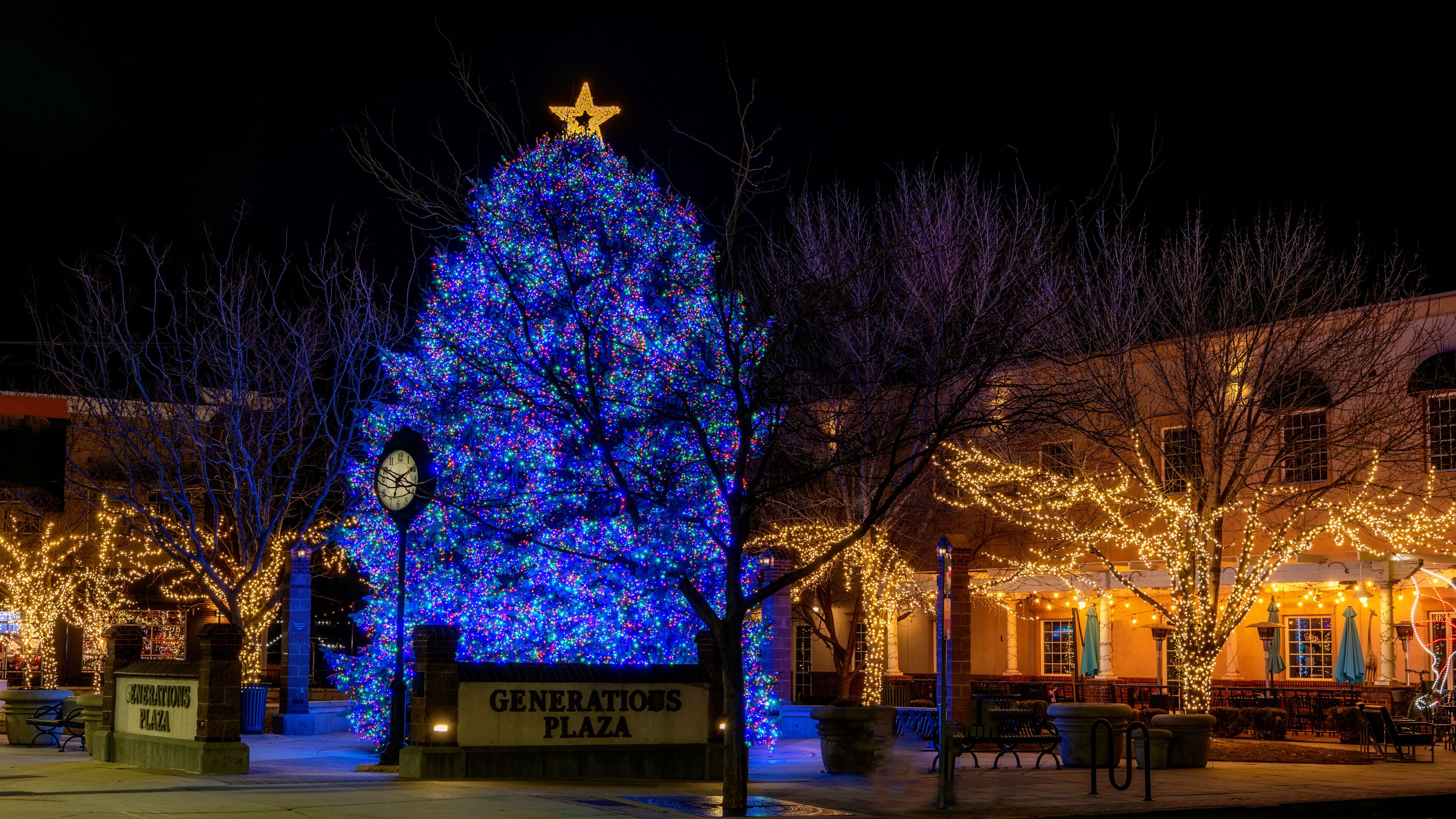 Holiday Christmas tree in the Meridian Idaho Plaza