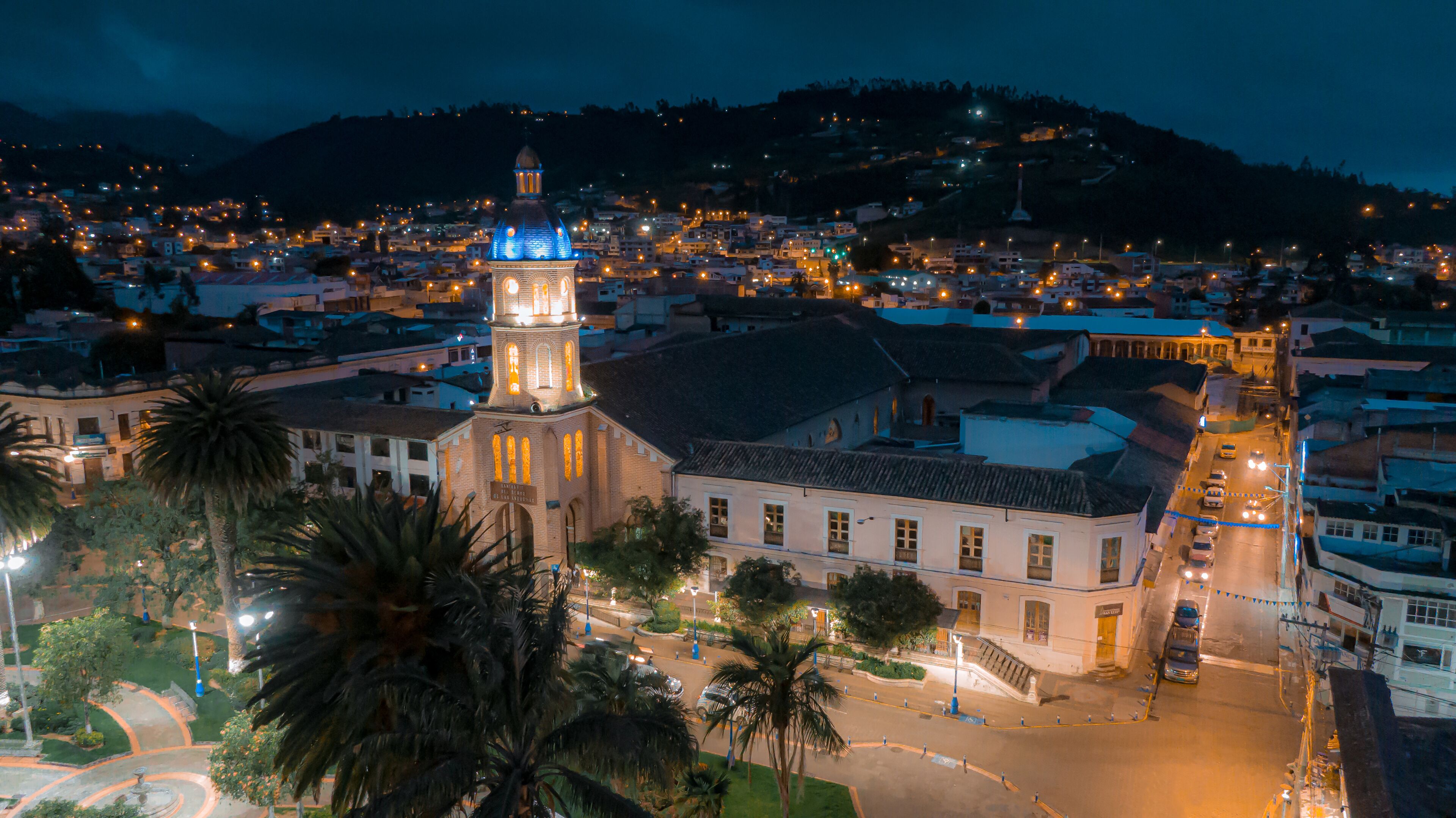Otavalo central park