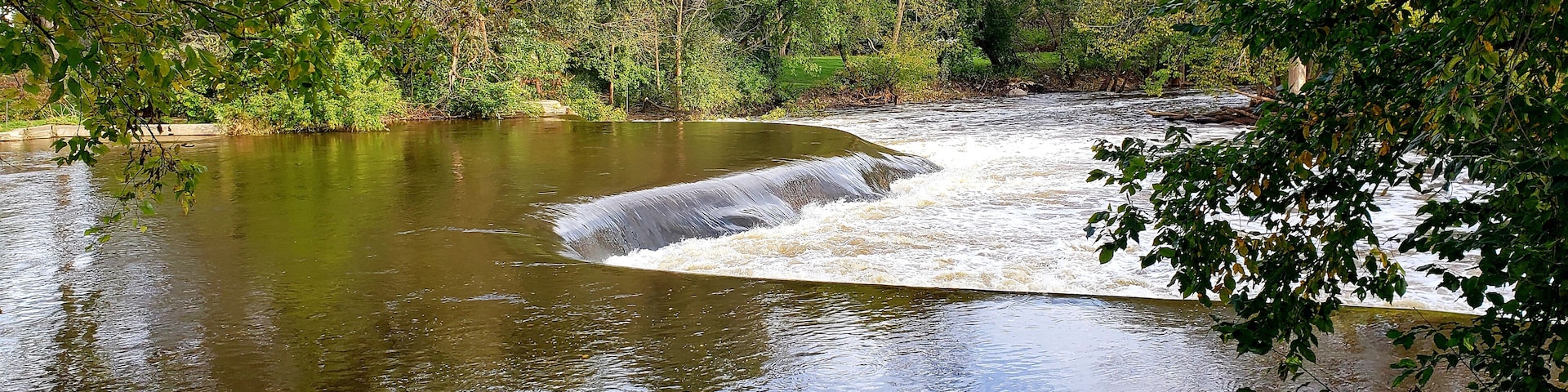 #localsecrets
Did you know Milwaukee has a secret waterfall?