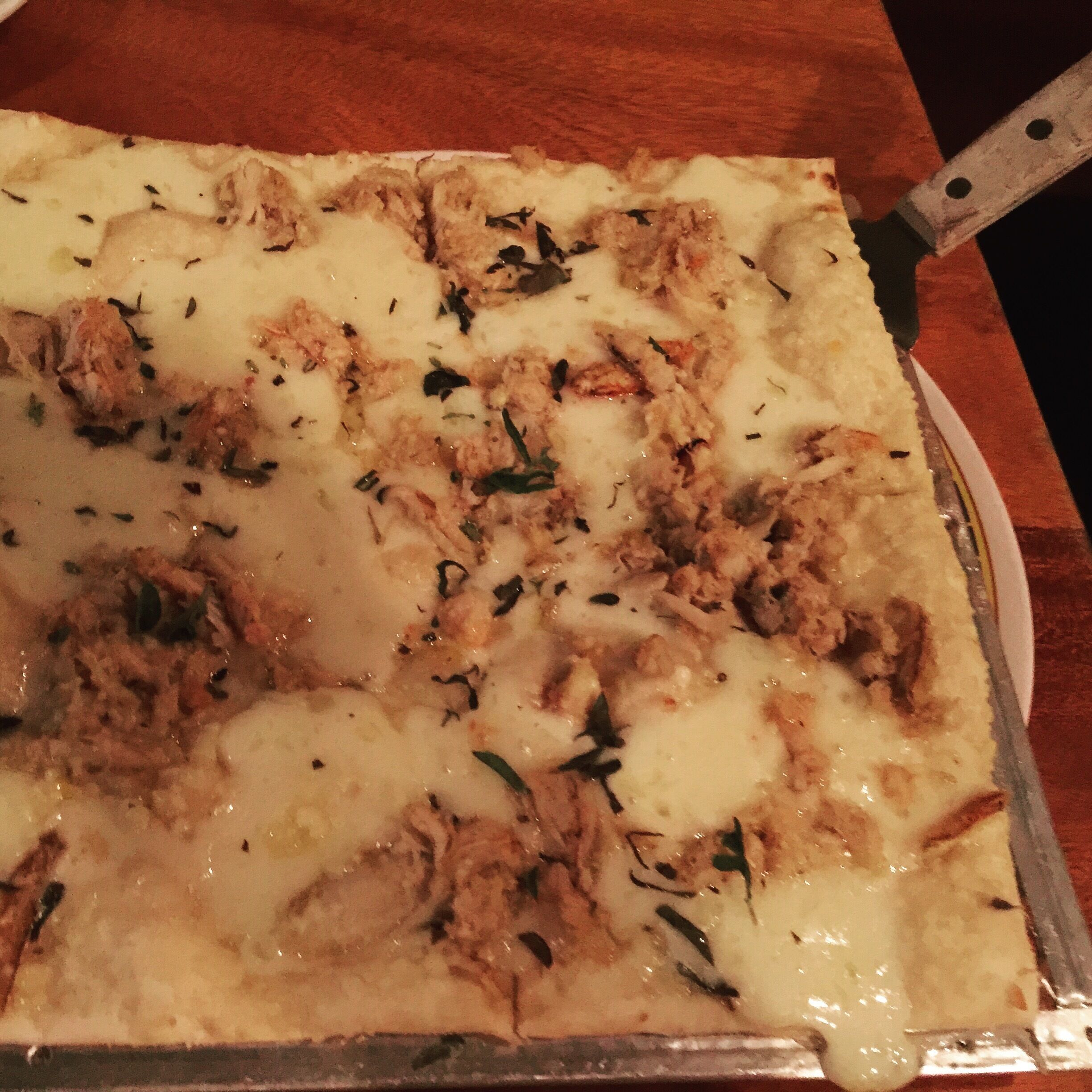 Fresh crab pizza with mozzarella cheese, garlic cream sauce and fresh herbs
#baltimore #joesquared  