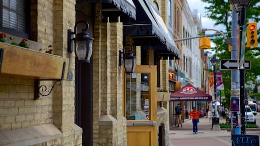 Waterloo which includes street scenes