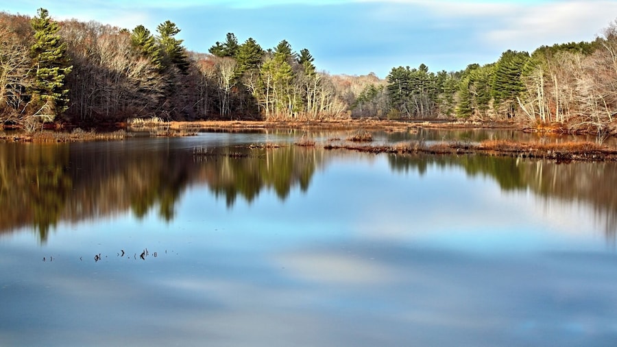 Long exposure and #reflection at Borderland State Park. I think this is about the furthest you can walk from the main entrance. Head toward the old farm house and turn left after it.
