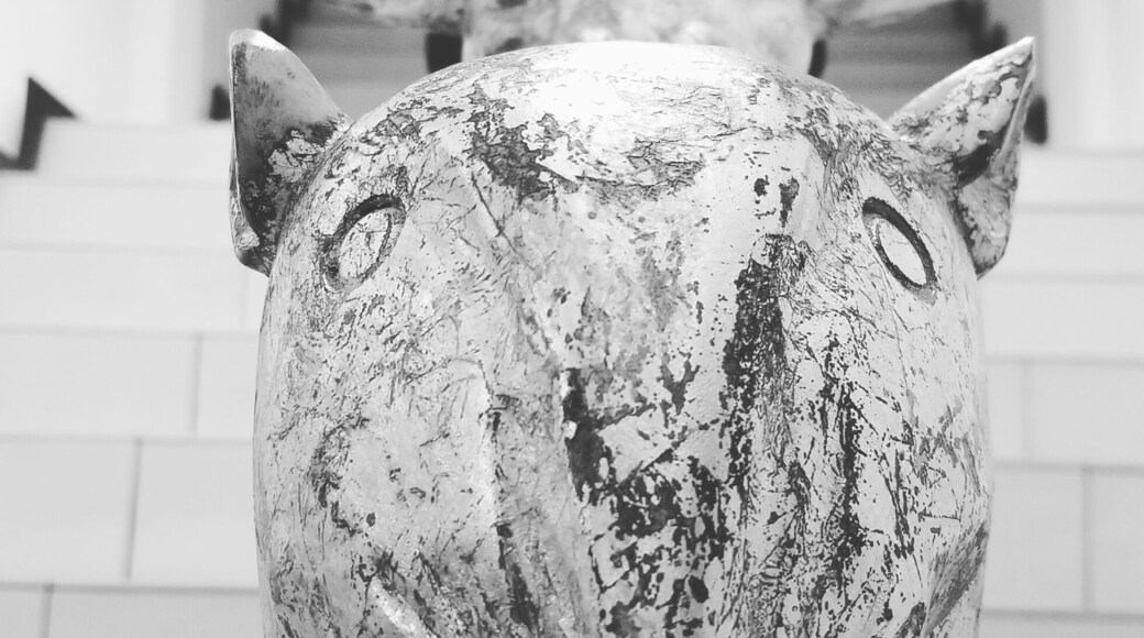 The Chinese zodiac in banister form