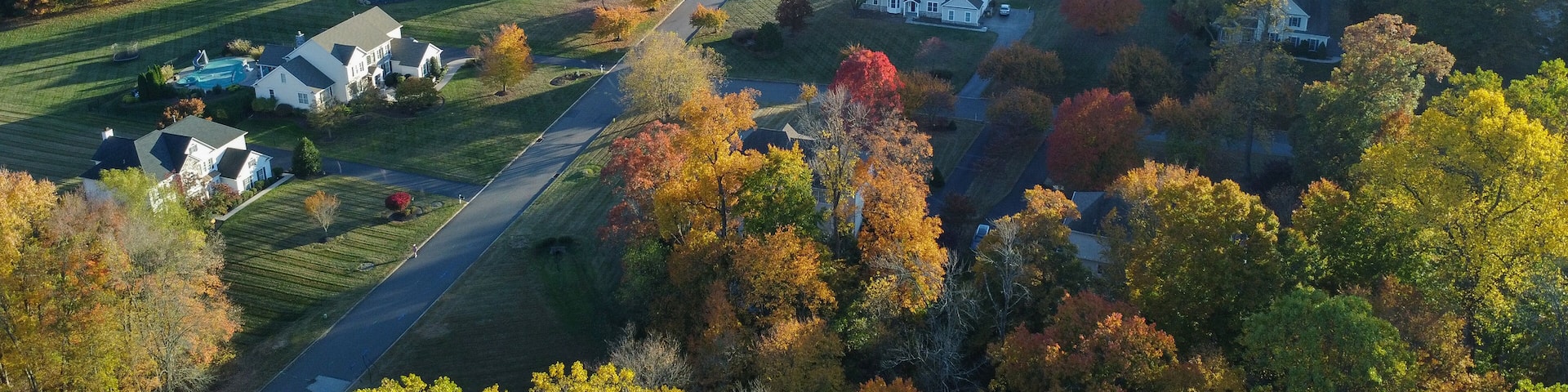 Single family house residential communities in the colorful fall in Garnet Valley, suburb of Philadelphia, Pennsylvania