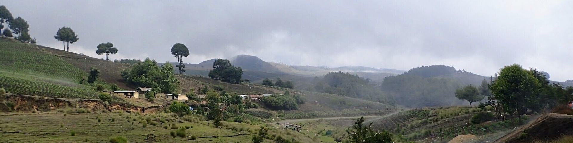 The photo was taken somewhere between Quetzaltenango and the Lago de Atitlán.
We walked from one place to the other in 3 days with Quetzaltrekkers which was a great experience.