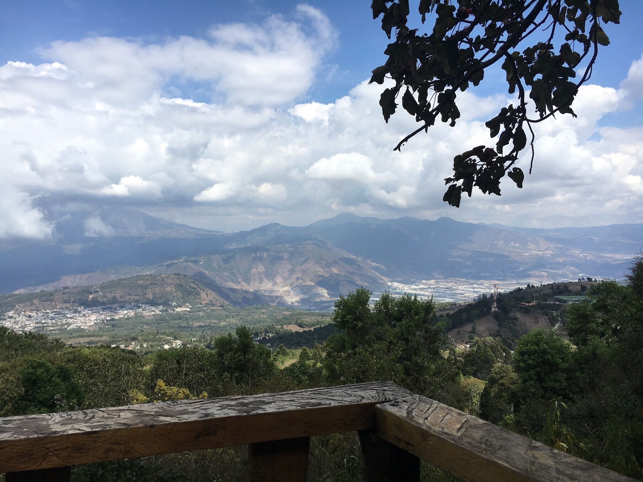 Volcán Pacaya; the way up.