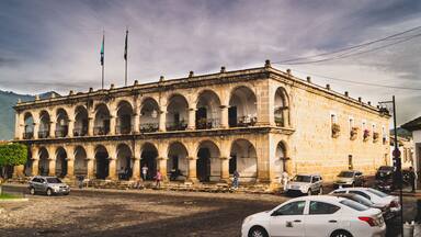 plaza de armas en Antigua Guatemala