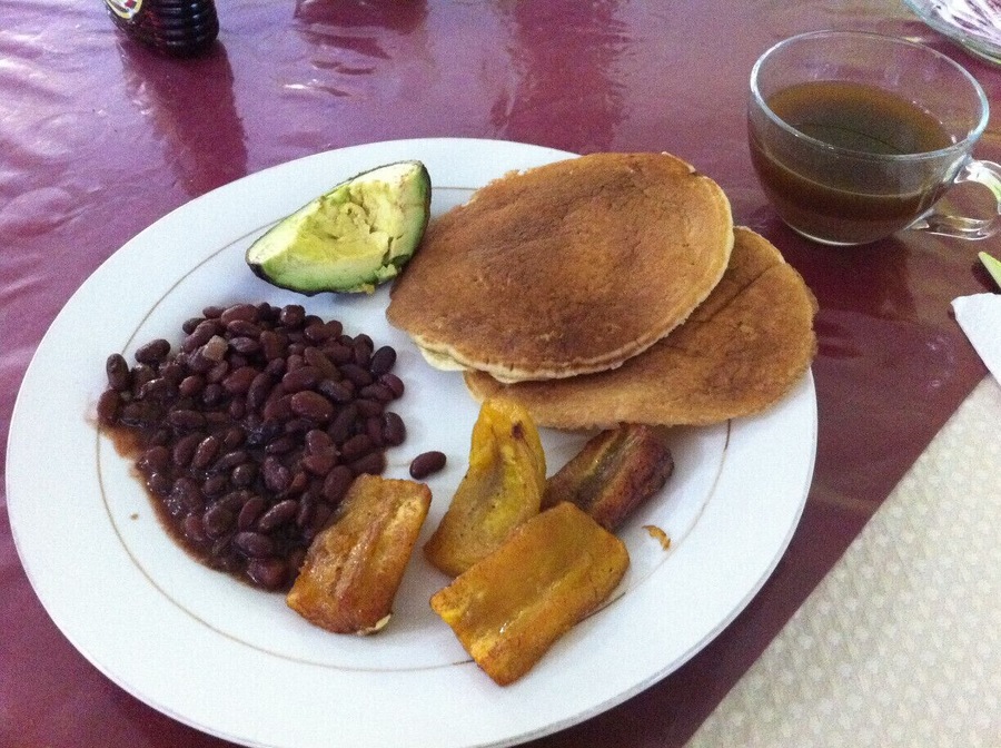 The coffee is fresh because it is grown on local farms. Plus this cup came with frijoles, panqueques, platanos y aguacate!