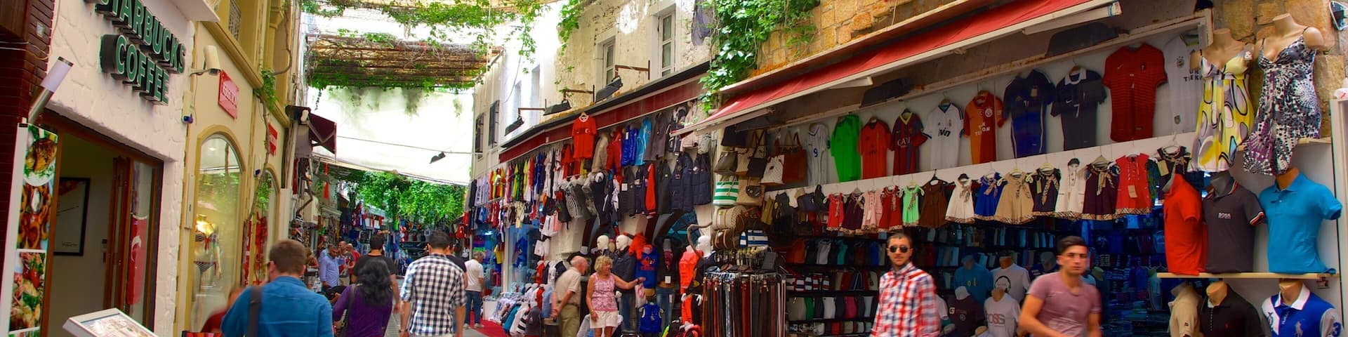 Bodrum showing markets, shopping and street scenes