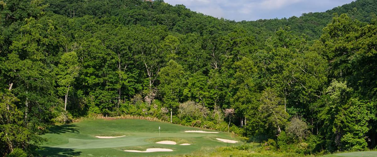 The Beauty of the Par 3 Golf Hole