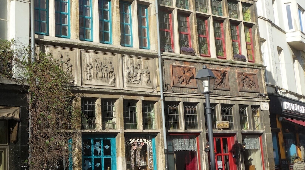 17th-century houses in the old quarter named “Patershol” (Hole of the monks): on the left the house called “The Works of Mercy”, now a famous, old-fashioned candy store and on the right “The Flute-player” (now fusion restaurant). #Ghent #Details #Culture