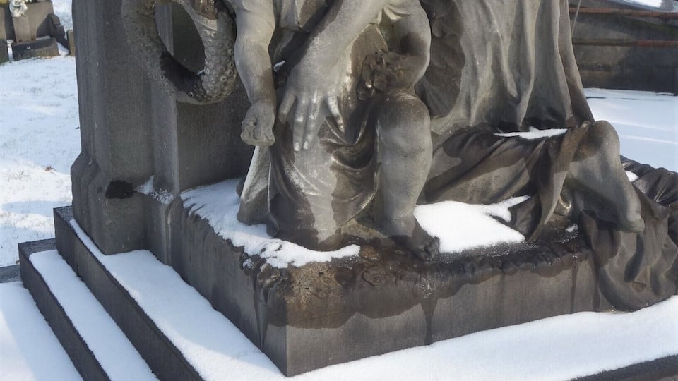 The Campo Santo in Sint-Amandsberg (Ghent) is a Roman Catholic cemetery. Numerous renowned painters, sculptors and writers went to their final resting place on this 19 metre-high burial mound. However, they had to share it with the traditional Catholic bourgeoisie of Ghent who paid a lot of money to have splendidly sculpted tombs and family vaults installed there. #Ghent