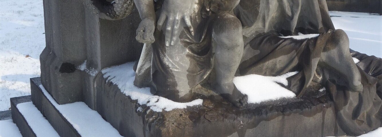 The Campo Santo in Sint-Amandsberg (Ghent) is a Roman Catholic cemetery. Numerous renowned painters, sculptors and writers went to their final resting place on this 19 metre-high burial mound. However, they had to share it with the traditional Catholic bourgeoisie of Ghent who paid a lot of money to have splendidly sculpted tombs and family vaults installed there. #Ghent