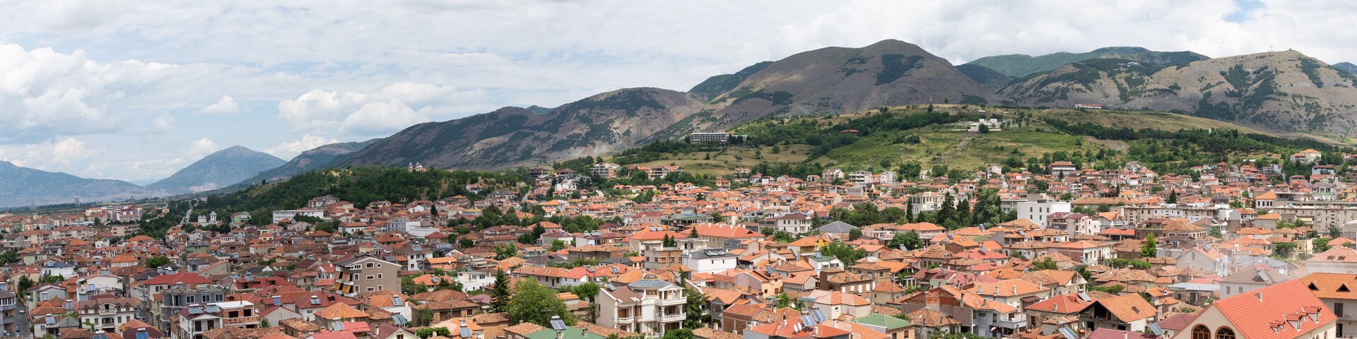 Panorama de Korçë en Albanie
