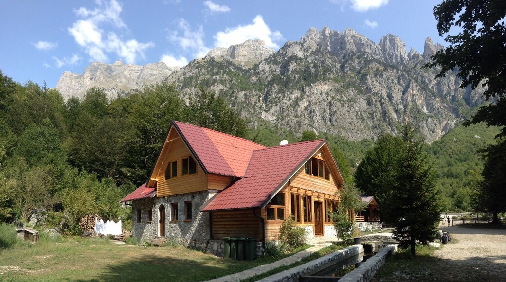 Hotel Rilindja is one of the many places to stay in Valbona national park. The steep mountains on either side make for an impressive location.
For more information, see journeytovalbona.com
#hiking #nature #nationalpark