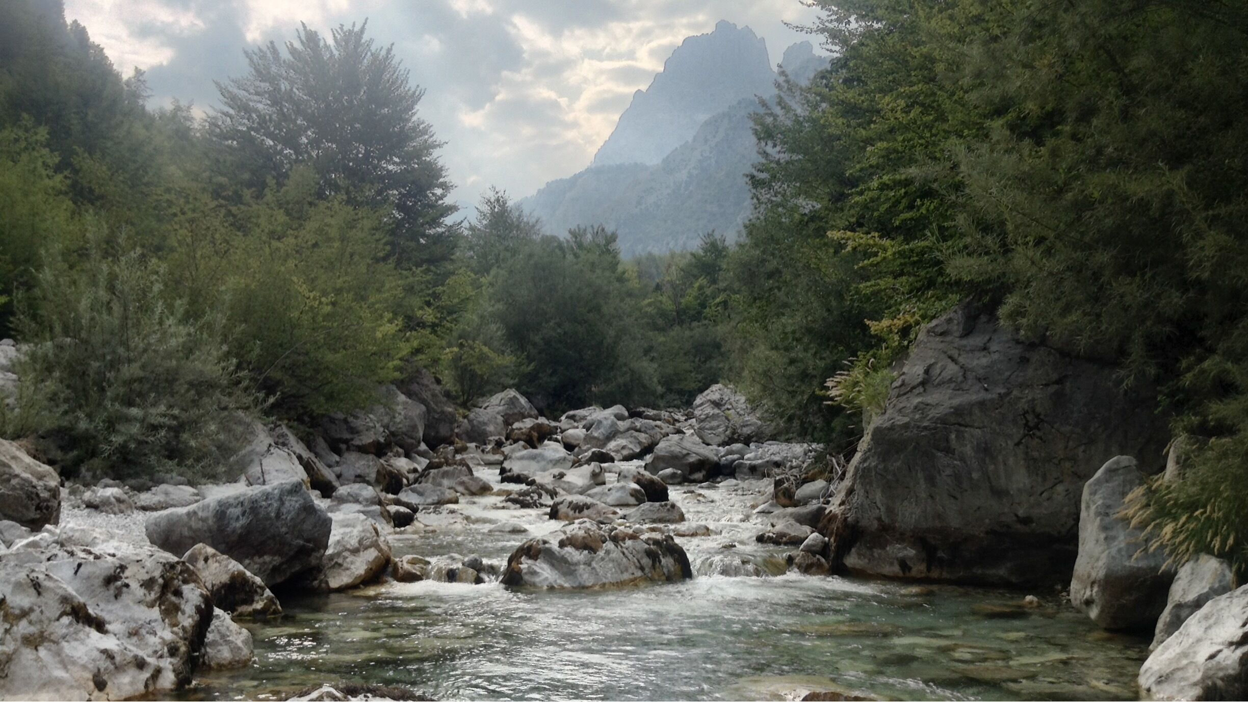 The Valbona river flows through the Valbona Valley national park. The crystal clear water is refreshingly cold! A nice spot to relax after a hike. 

#hiking #nationalpark #nature