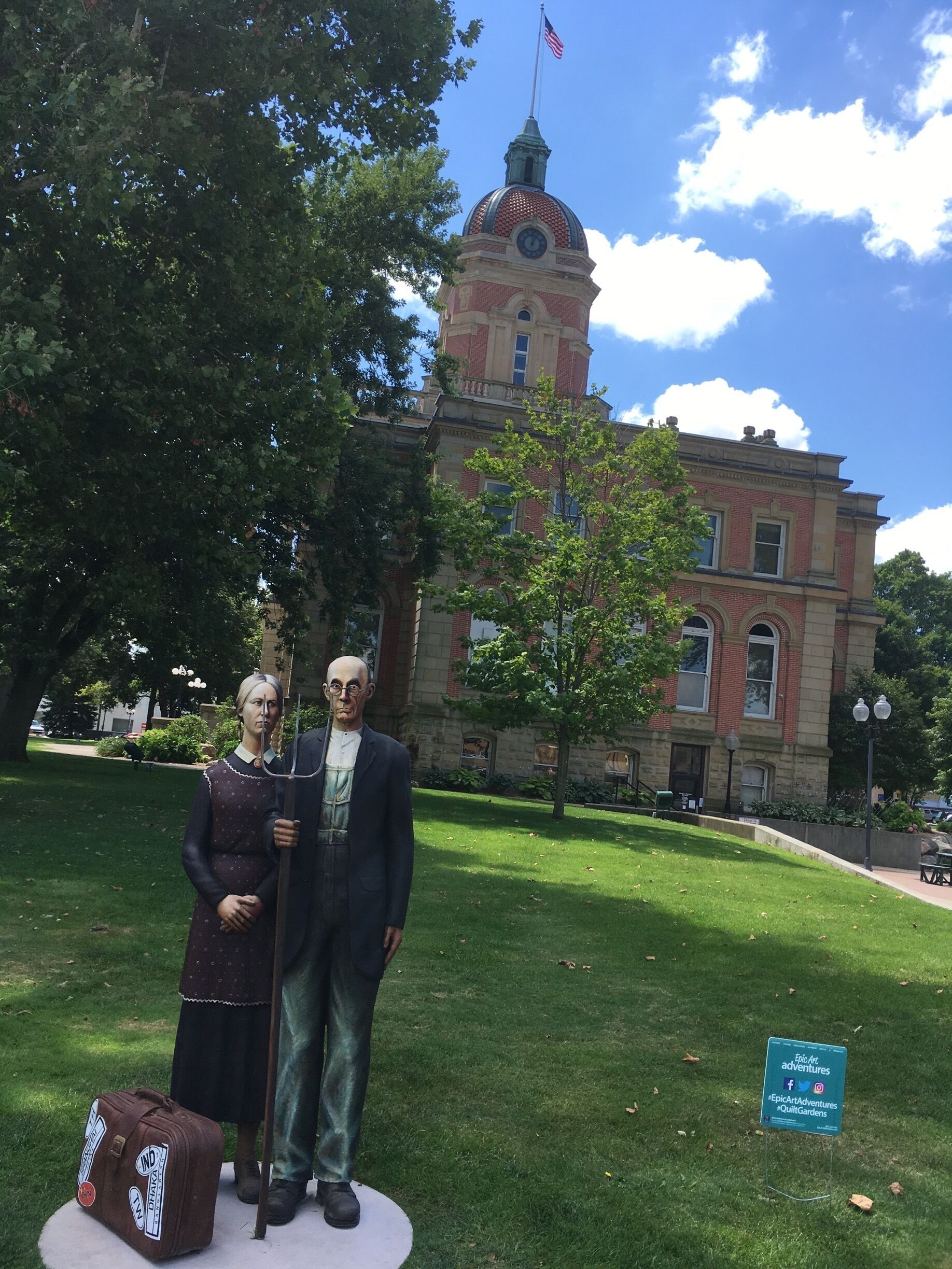 Redefining "Indiana's cool north" with Grant Wood in downtown Goshen. As if Goshen is not surprising enough. #epicart 

http://www.amishcountry.org/explore-the-area/epic-art-adventures-photo-gallery/
http://sewardjohnsonatelier.org/biography/
https://en.m.wikipedia.org/wiki/American_Gothic