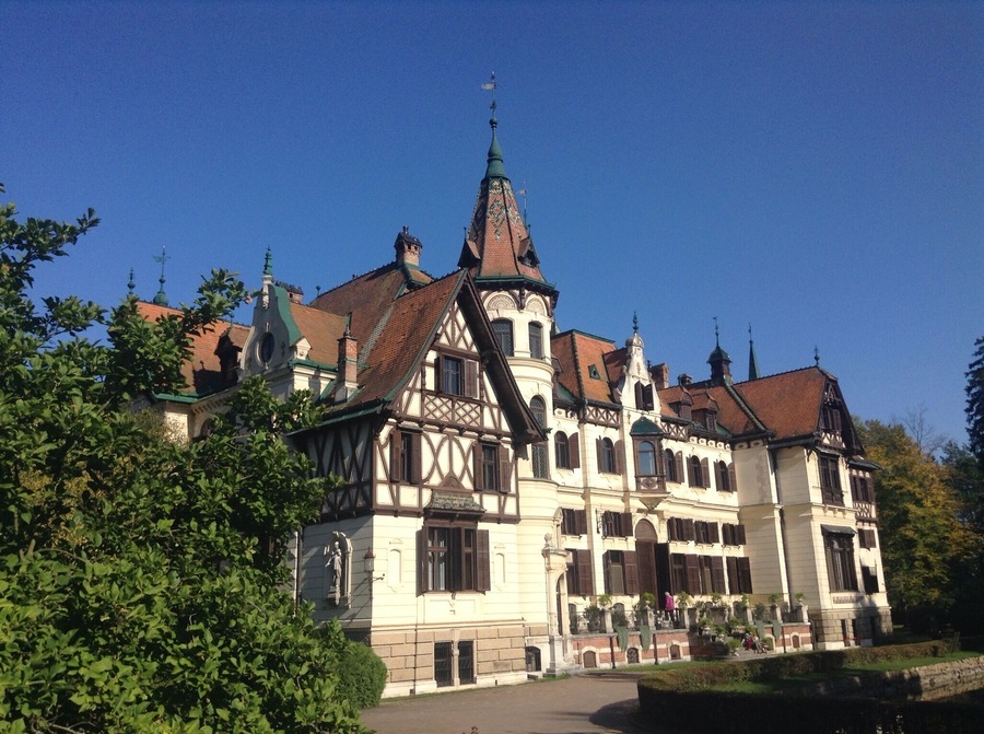 Built at the end of the 19th century, this historical Chateau is situated within Zlín zoo. There are two entrance fees - one for the zoo and one for the chateau.
#chateau #castle #zoo
