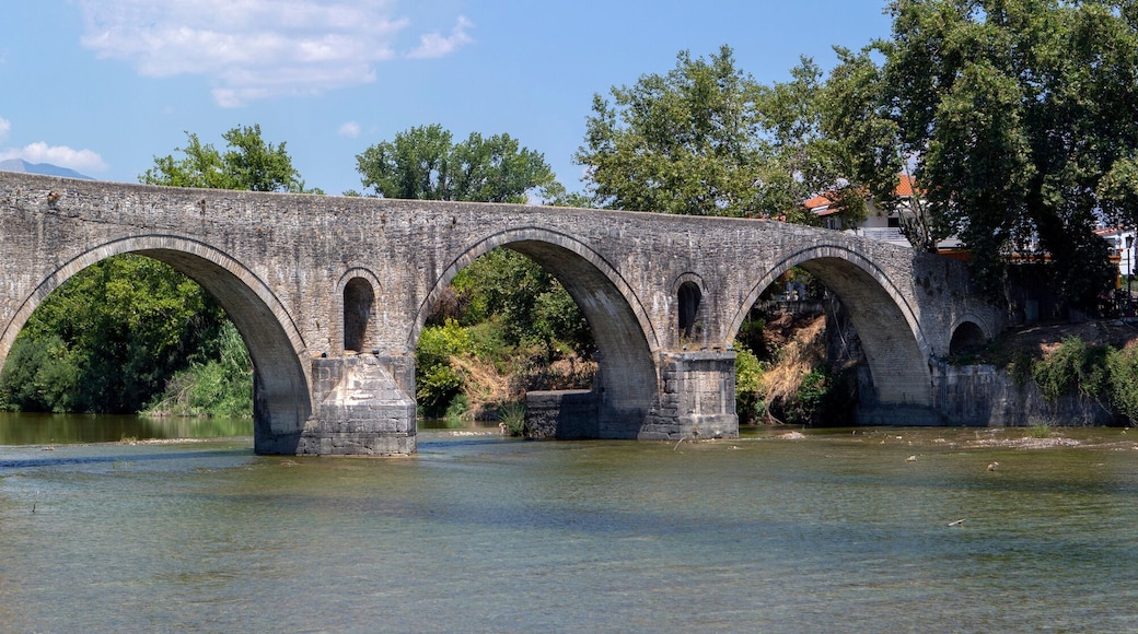 Arta