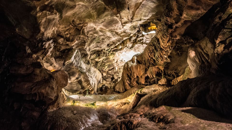 Howe Caverns Spelunking stalagmites stalagtites upstate New York