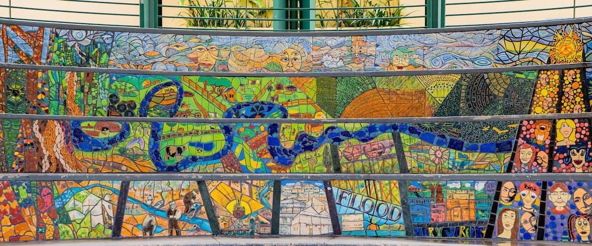 Gympie which includes outdoor art