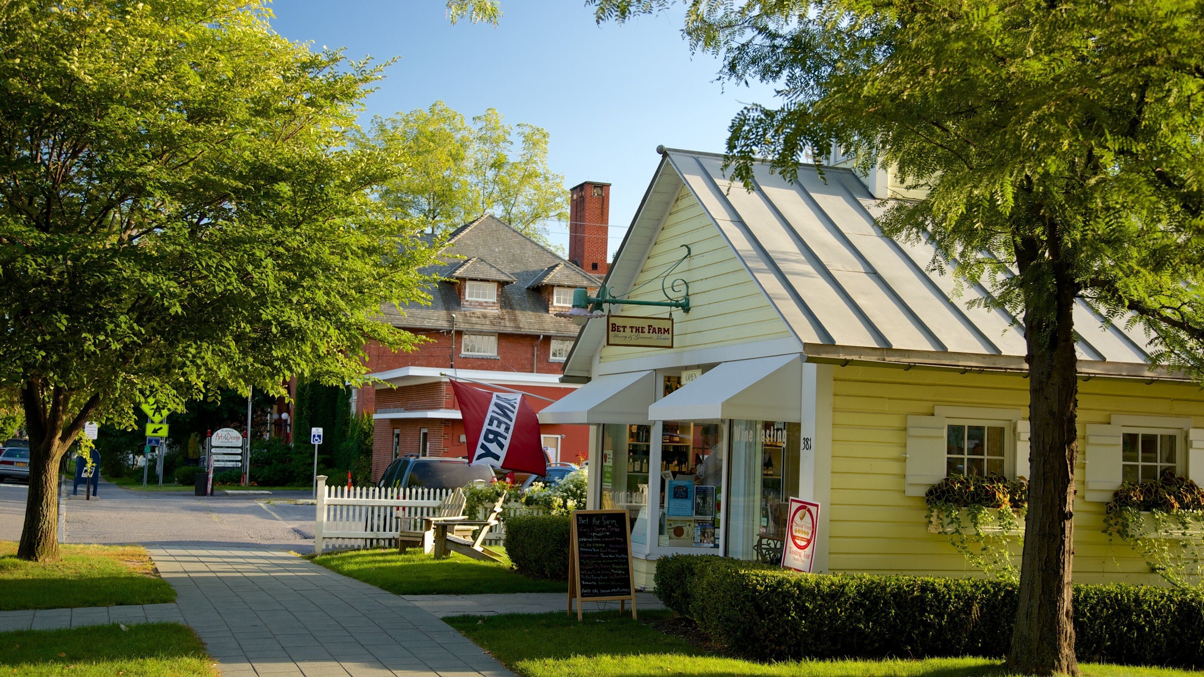 Aurora ofreciendo un pueblo