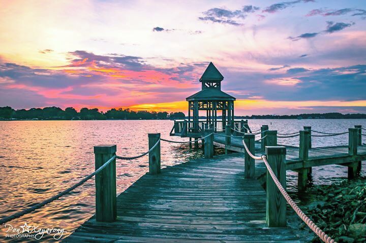 Beautiful sunset on Lake Norman near Trilogix golf course and apartments