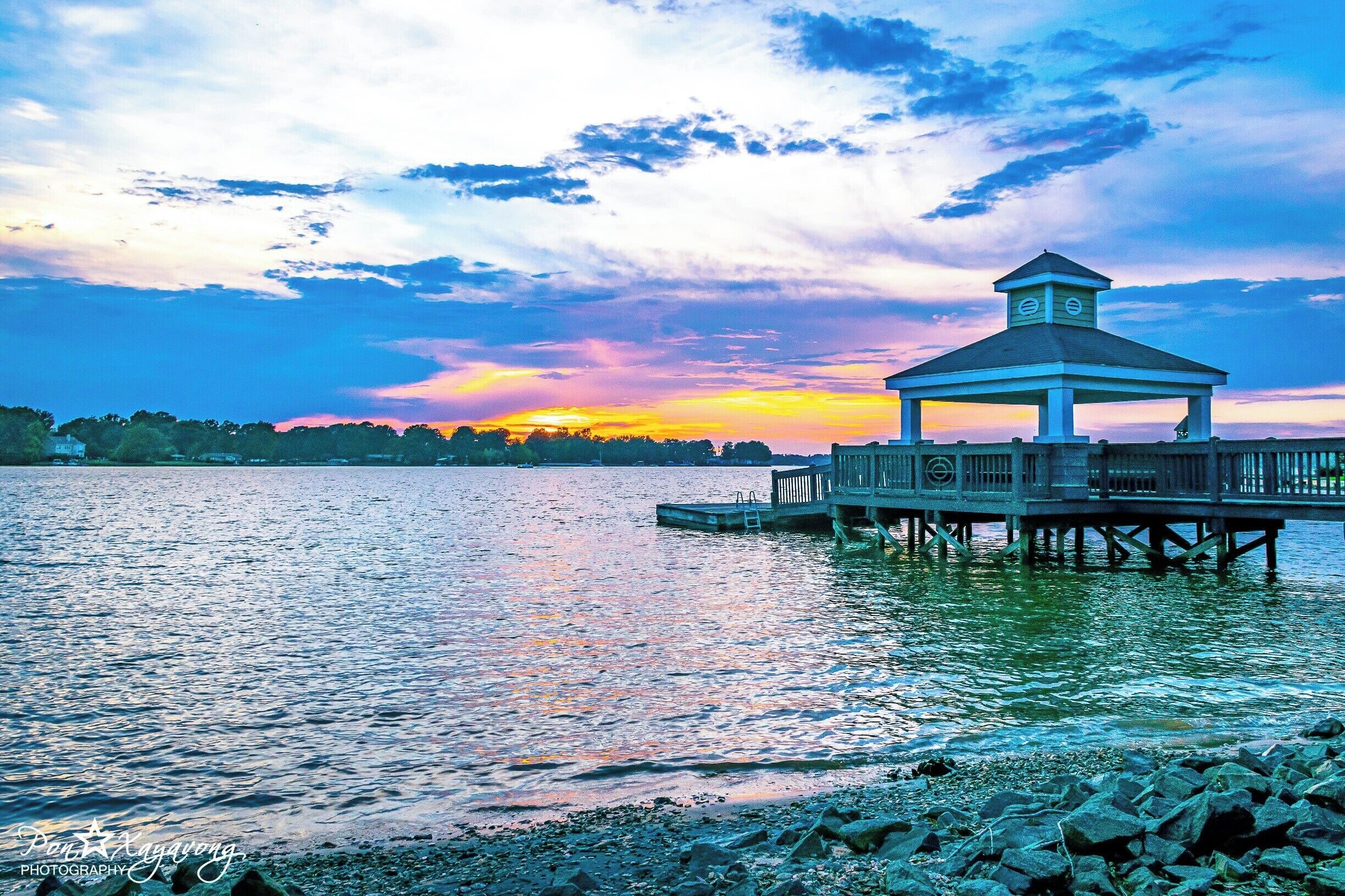 Beautiful sunset on Lake Norman near Trilogix golf course and apartments
