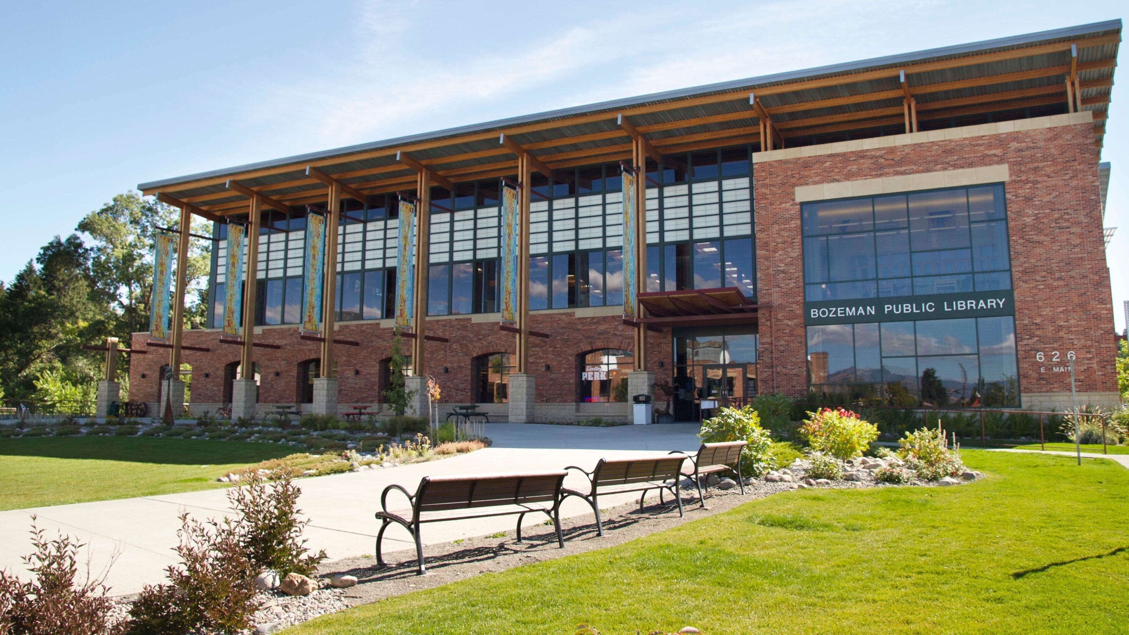 Bozeman showing modern architecture and a park