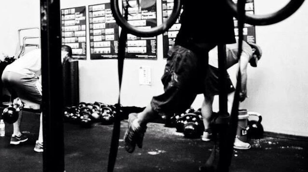 Andy in flight! @ Crossfit Generation #crossfit #cfg #crossfitgeneration #fitness #beastmode #firebreather #amrap4life #livewithfire #inov_8