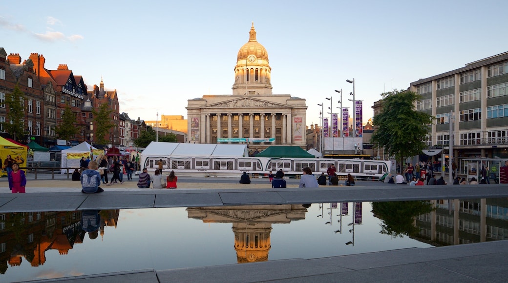 Nottingham qui includes ville, marchés et bùtiment public