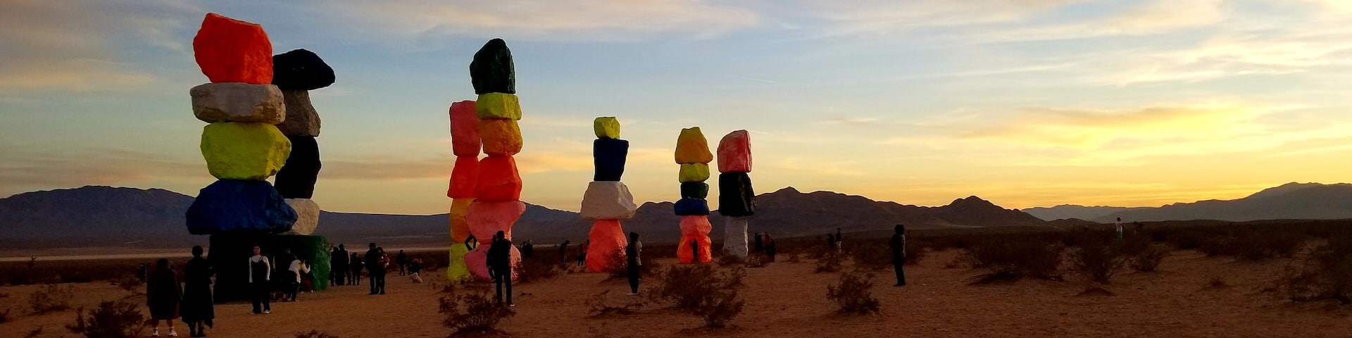 Cotton Candy skies above the 7 Magic Mountains 💕