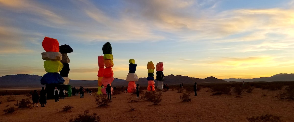 Cotton Candy skies above the 7 Magic Mountains 💕