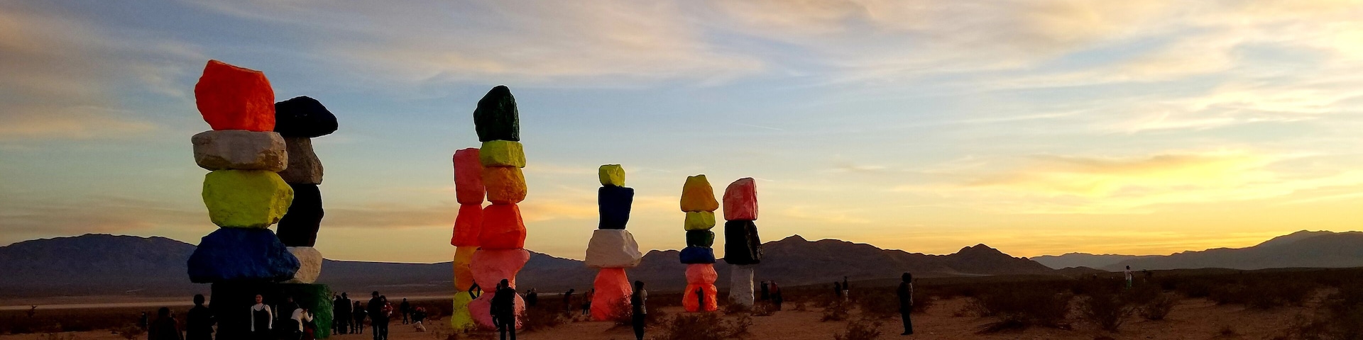 Cotton Candy skies above the 7 Magic Mountains 💕