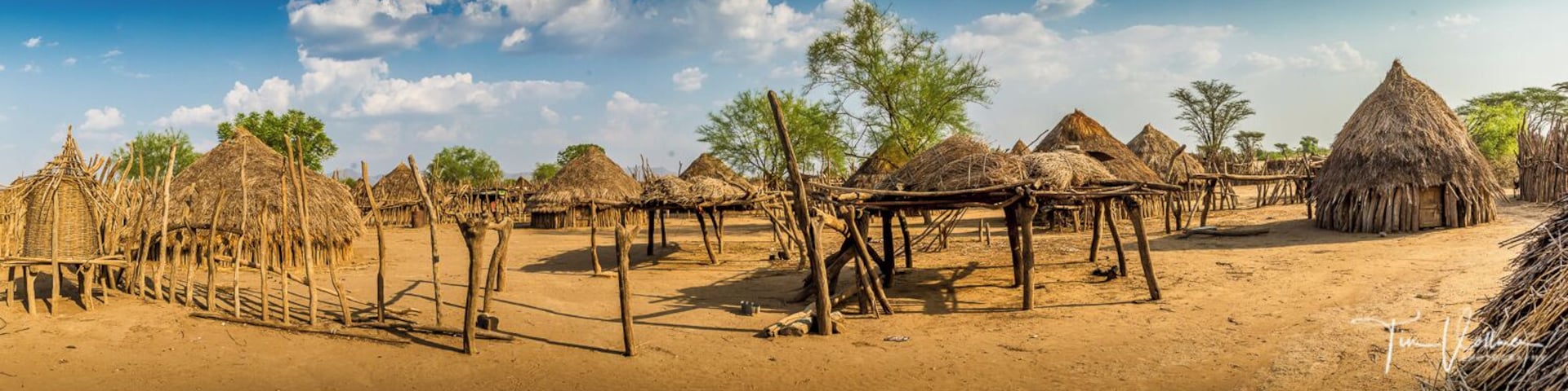The Tribes of the Omo Valley is a paradise for photographers. Here i captured the Karo Tribe. Join my next Photo tour in march 2020. www.timvollmer.de