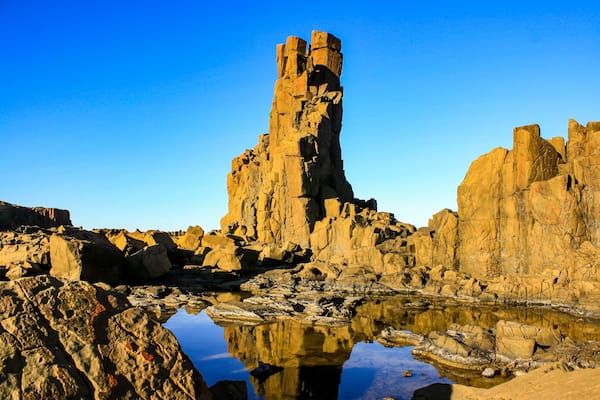Basalt rock formations at Bombo Quarry, Kiama, NSW, Australia, Shutterstock ID 719321305, Purchase Order: SP-1822 ANZ-18120 Wotif Search Engine - Destination Imagery, Order Number: , Client/Licensee: