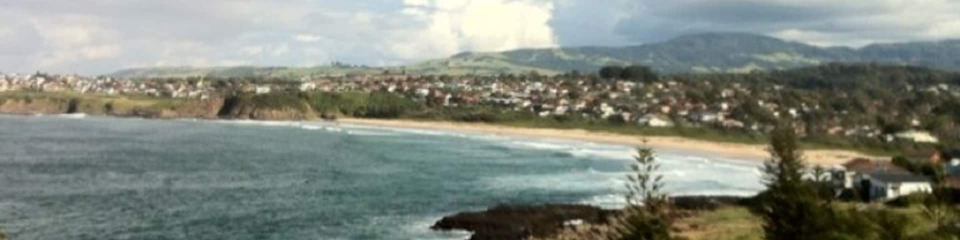 North end Jones Beach rain threatening and blowing a gale
