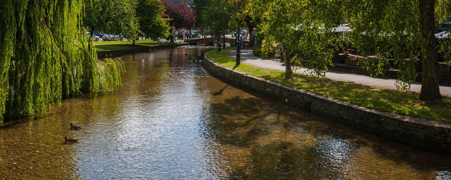 Bourton-on-the-Water, The Cotswolds, Gloucestershire, England, United Kingdon, Europe